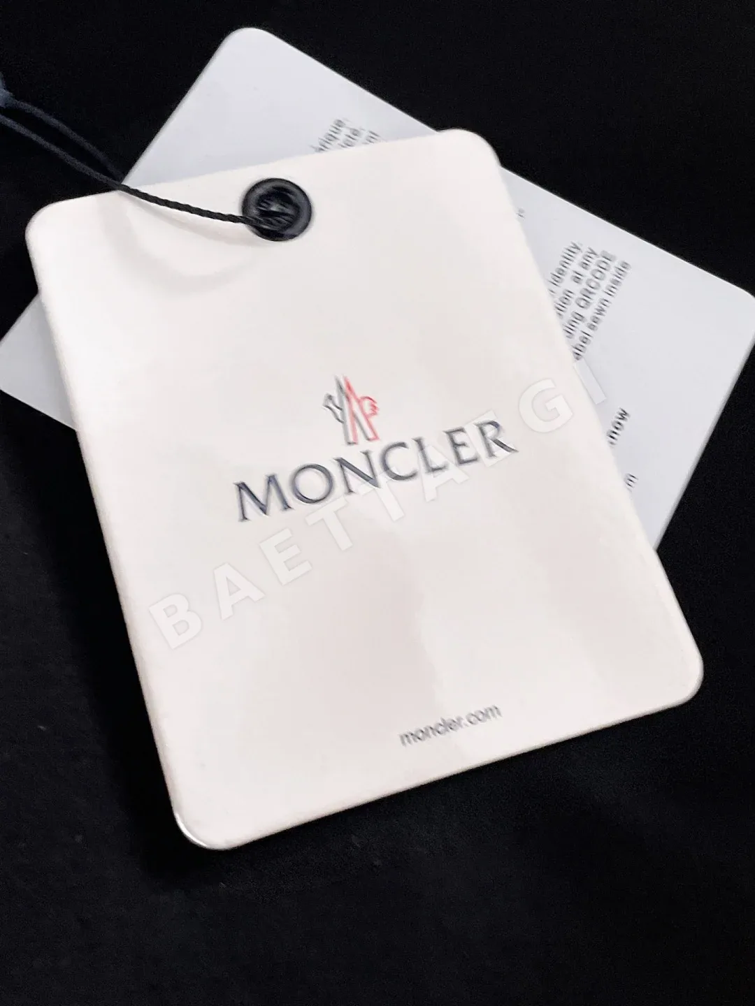 몽클레르 남성 슬림핏 반팔 티셔츠 상세 이미지 7