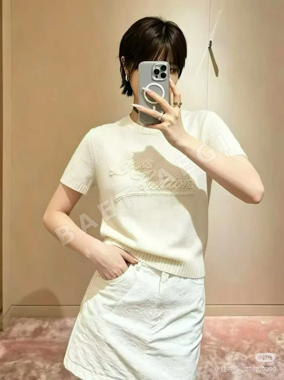 루이비통 자수 캐시미어 니트 반팔 티셔츠 상세 이미지 8