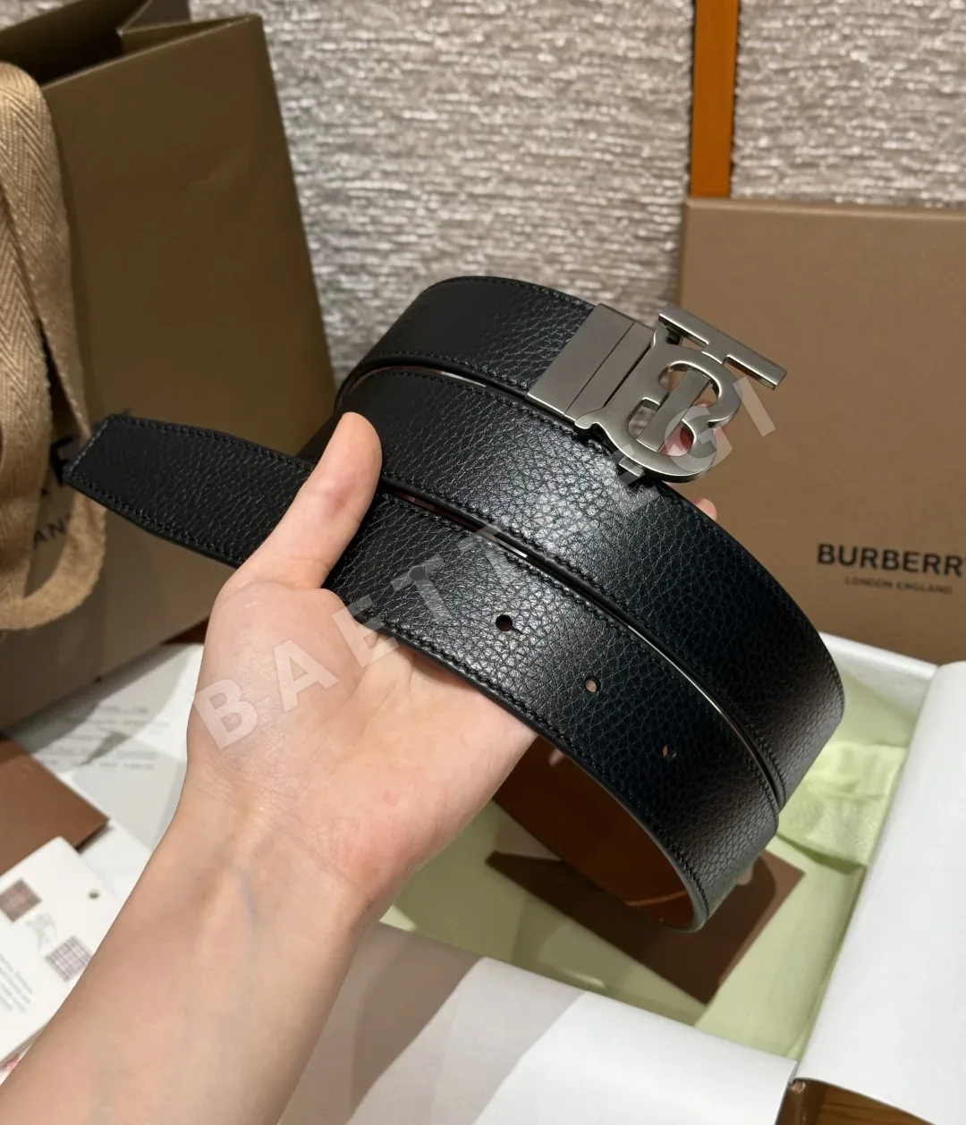 버버리 TB 시그니처 가죽 벨트 35MM 상세 이미지 2