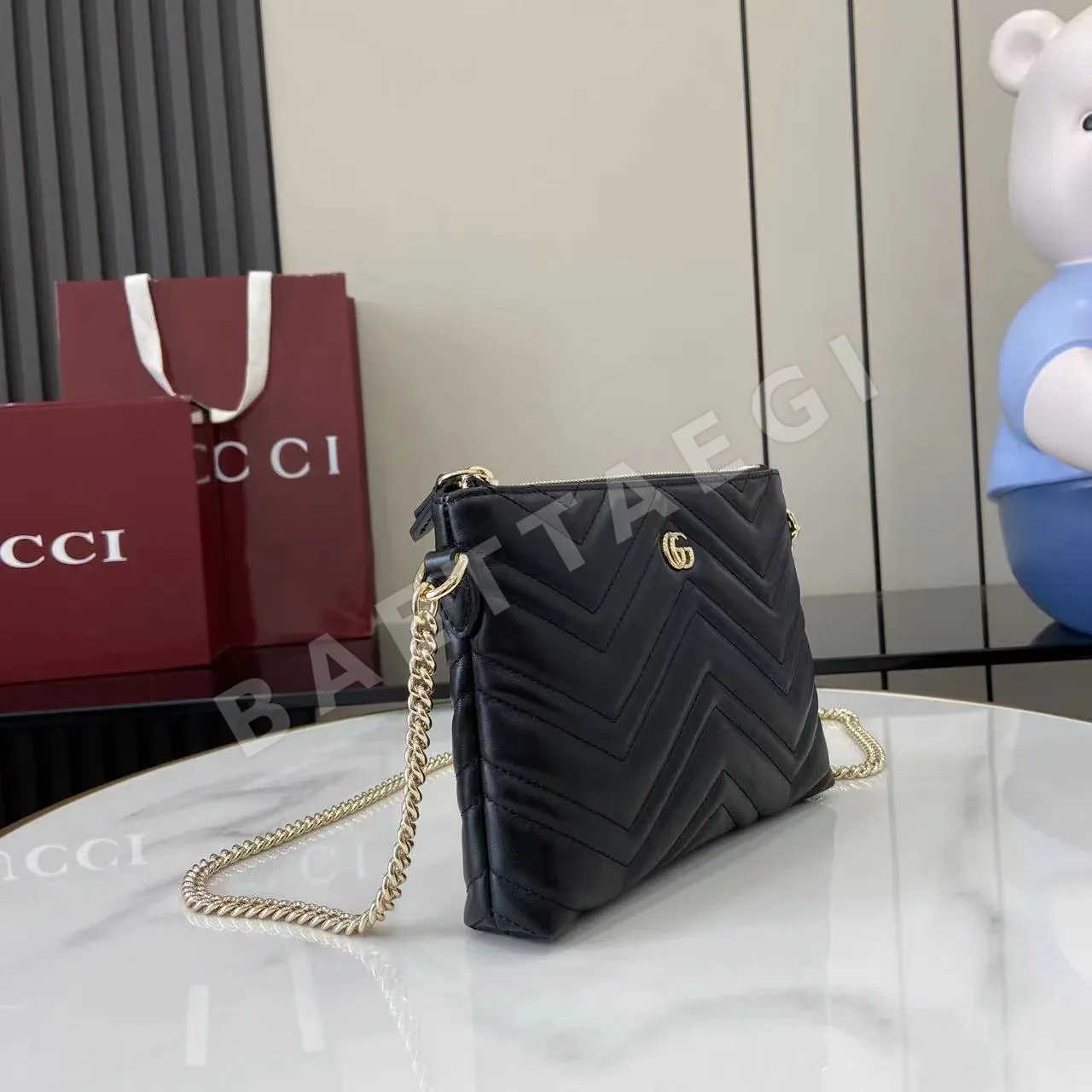 구찌 GG 마몬트 퀼팅 소가죽 체인 지갑 상세 이미지 2