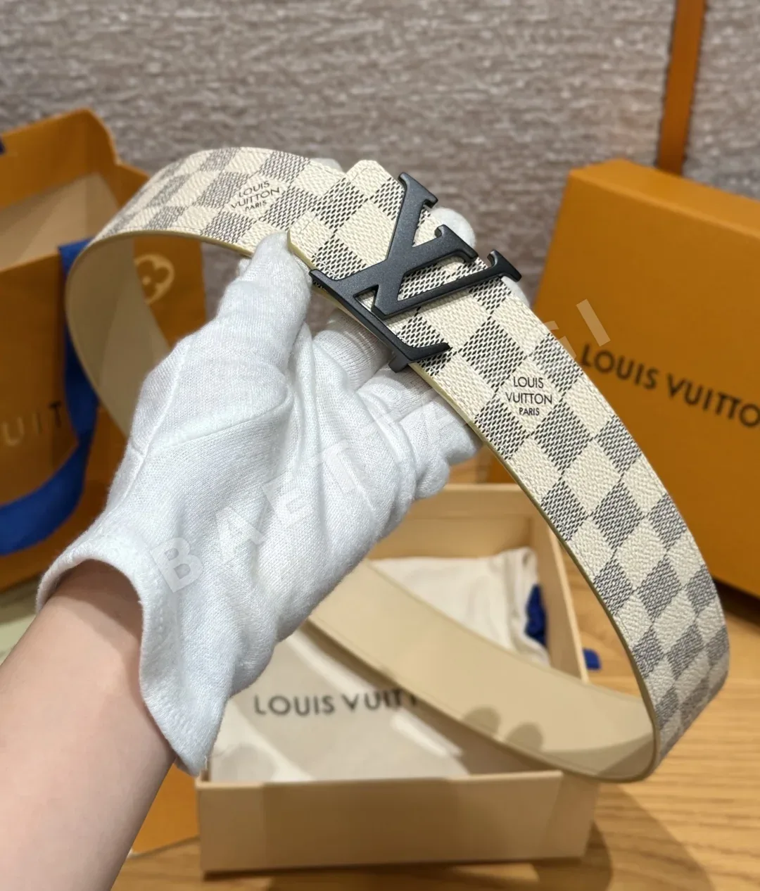 루이비통 LV 이니셜 40mm 리버시블 벨트 상세 이미지 8
