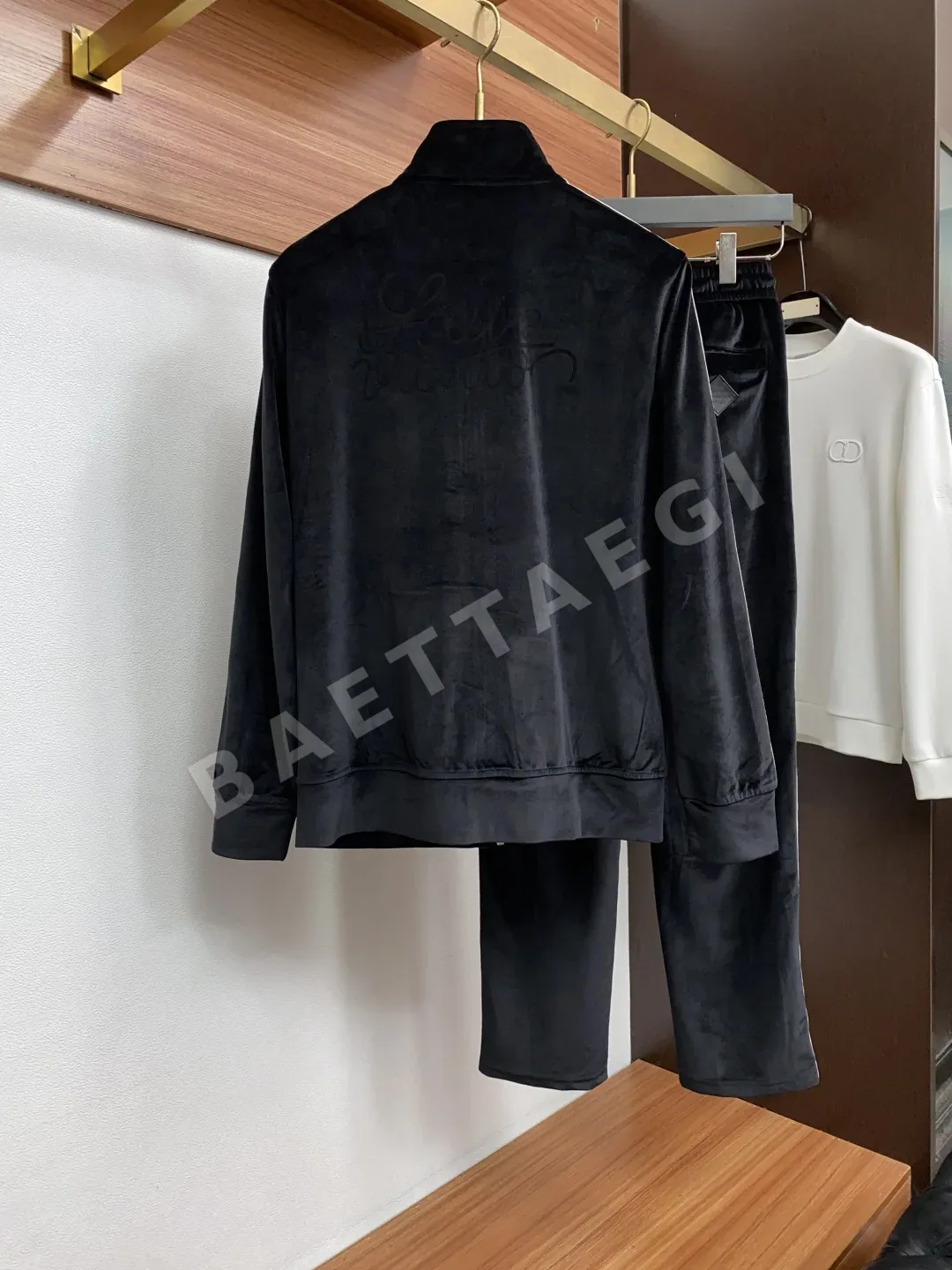 루이비통 남성 지퍼 재킷 세트 상세 이미지 9