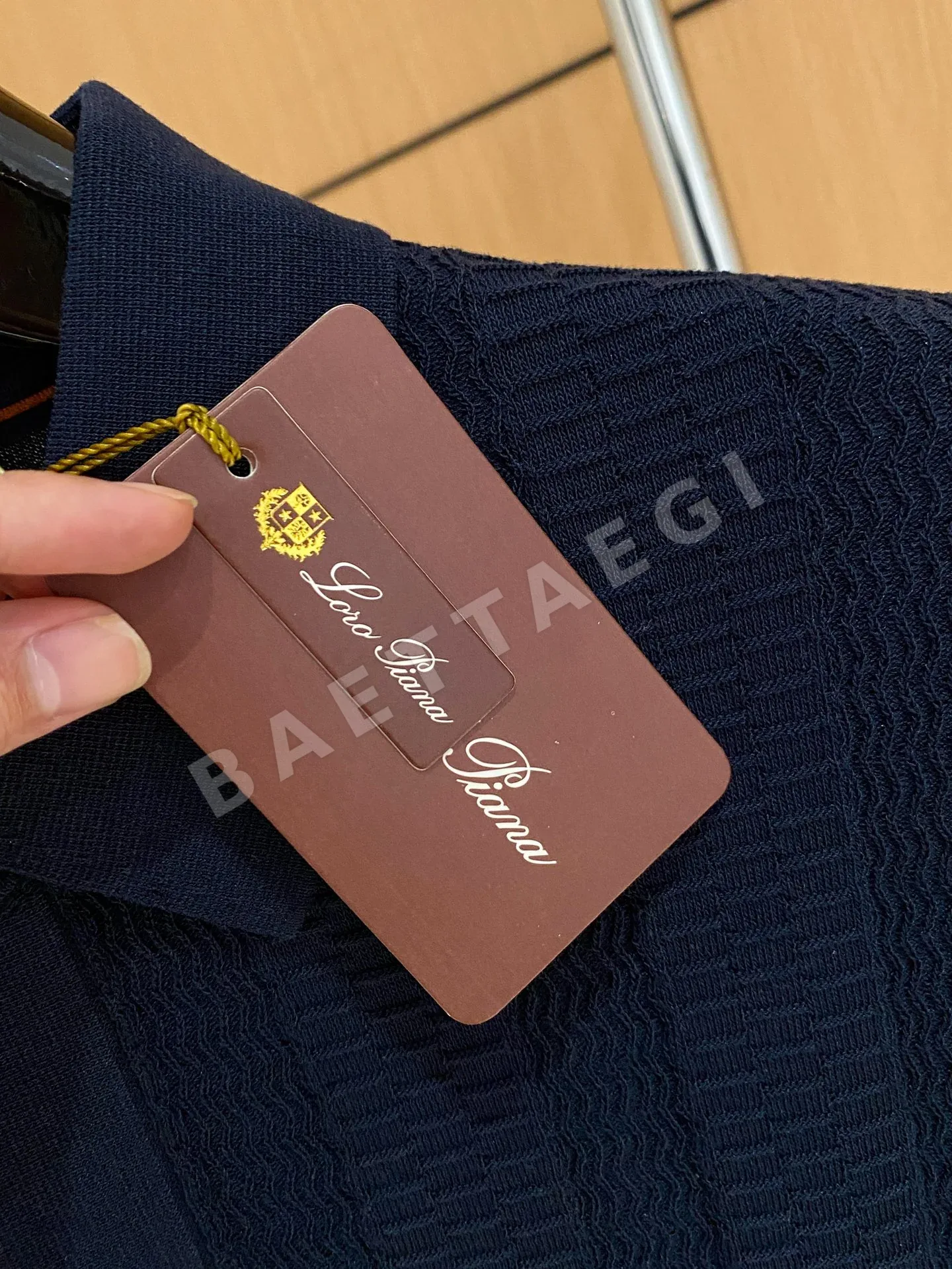 로로피아나 남성 린넨 혼방 반팔 티셔츠 상세 이미지 6