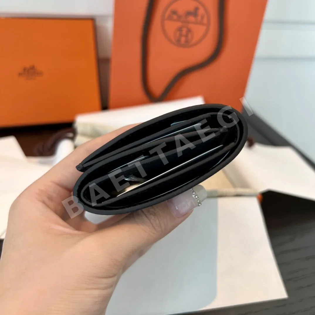 에르메스 염소가죽 블랙 은색 잠금 3단 지갑 상세 이미지 5