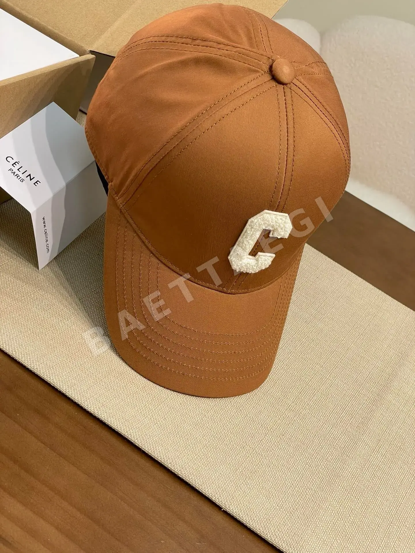 셀린느 카라멜 컬러 자수 야구모자 상세 이미지 7