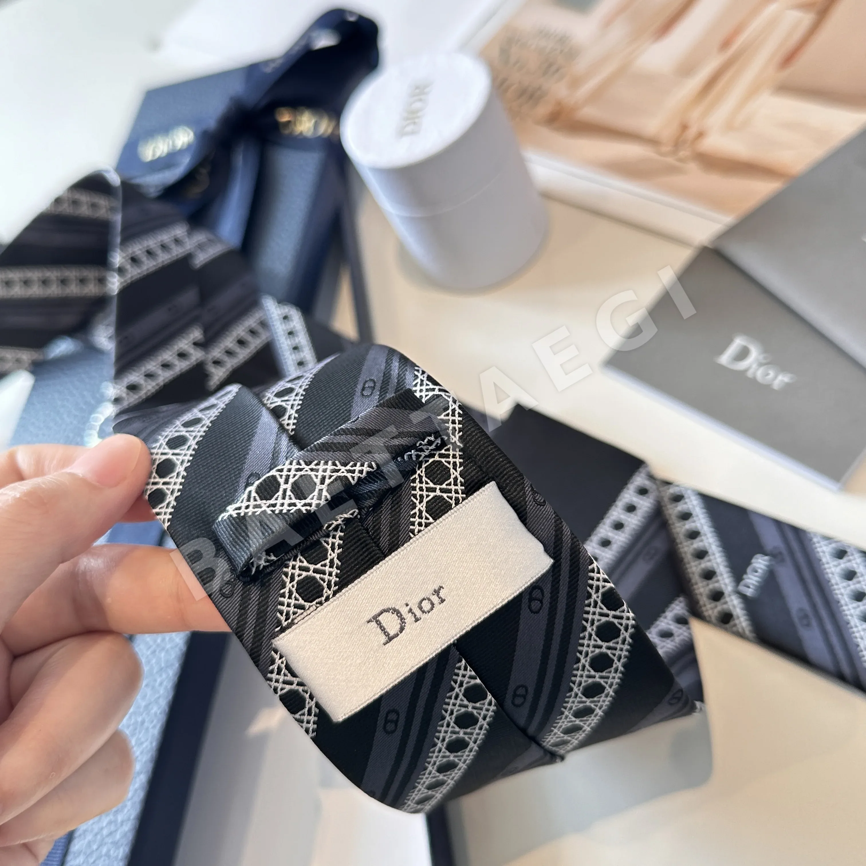 디올 넥타이 89880 Dior Accessories 상세 이미지 14