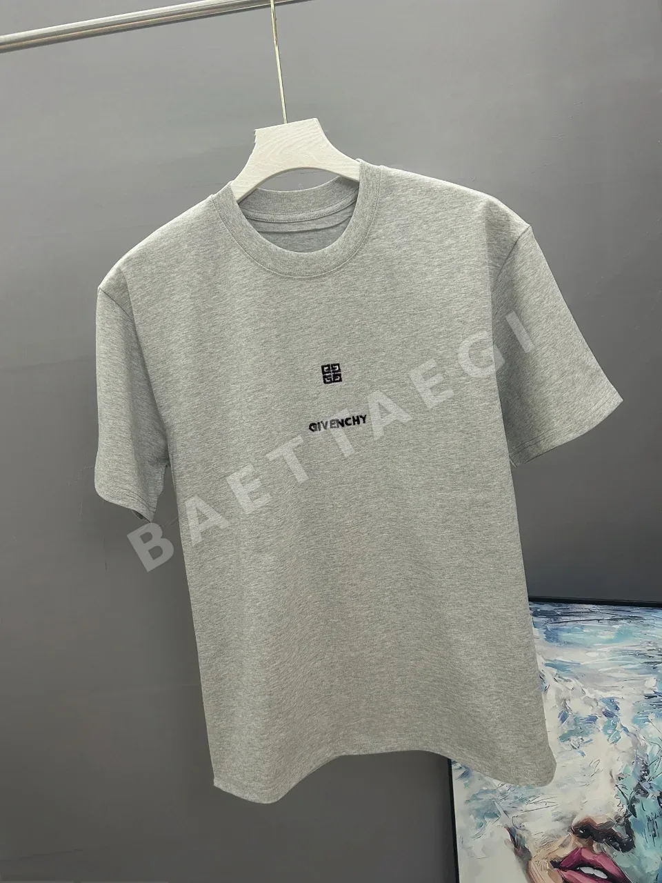 지방시 크루넥 반팔 티셔츠 상세 이미지 3