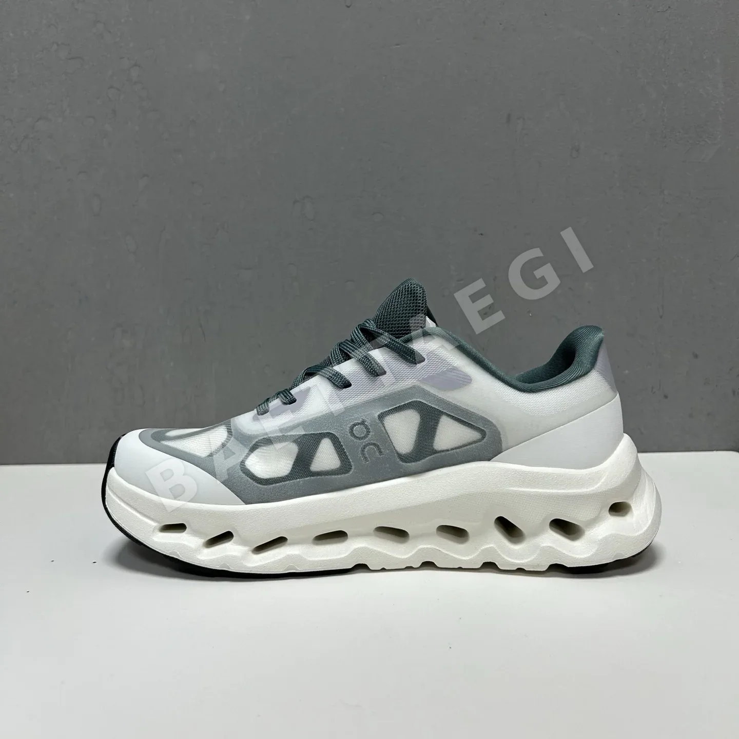 ON 신발 157688 Sneakers 상세 이미지 3