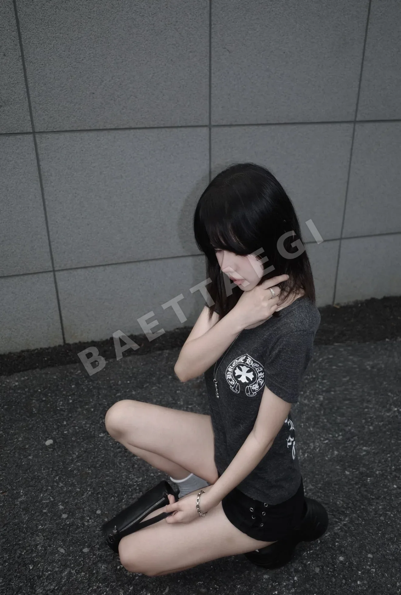 크롬하츠 V넥 십자 말굽 프린트 남성 반팔 티셔츠 상세 이미지 23