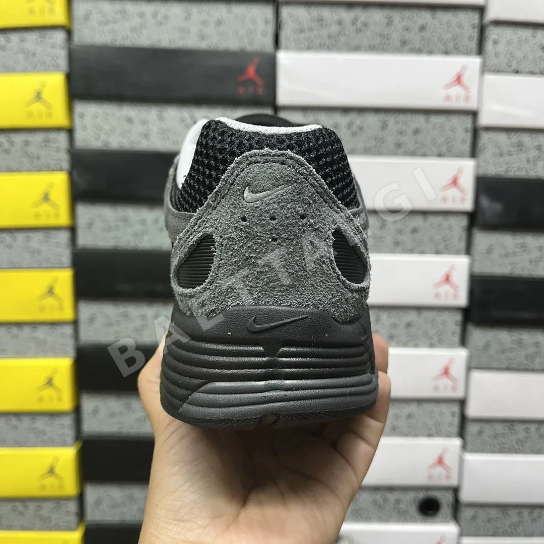 나이키 [CS] P 6000 HF0015-002 201543 Nike P-6000 Suede Anthracite Metallic Silver 상세 이미지 6