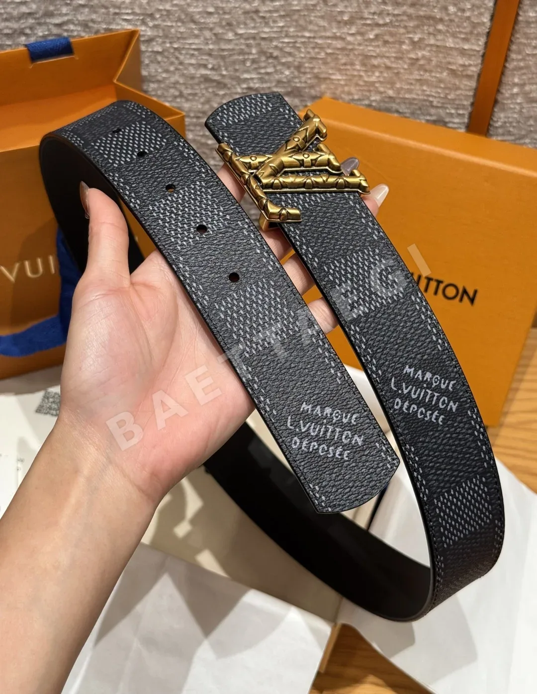 루이비통 이니셜 다모플라주 40mm 리버시블 벨트 상세 이미지 5