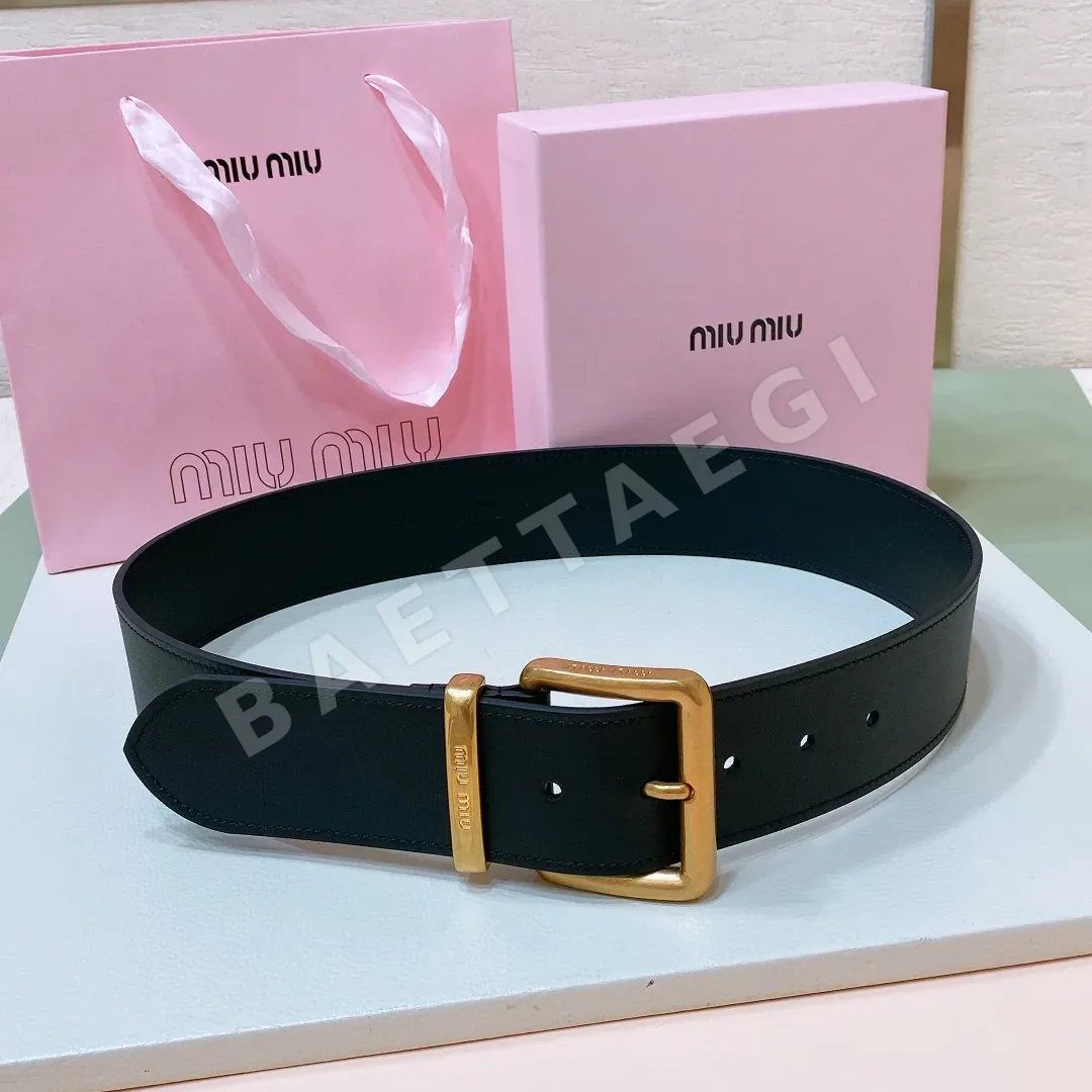 미우미우 메탈 버클 가죽 벨트 57780