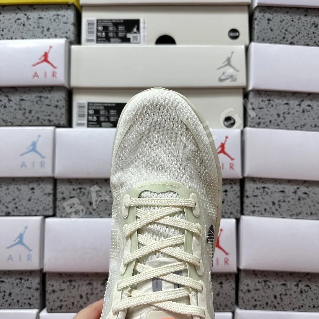 나이키 [5A] 보메로 프리미엄 옐로우 오렌지 HQ2050-100 201621 Nike Vomero Premium 상세 이미지 10