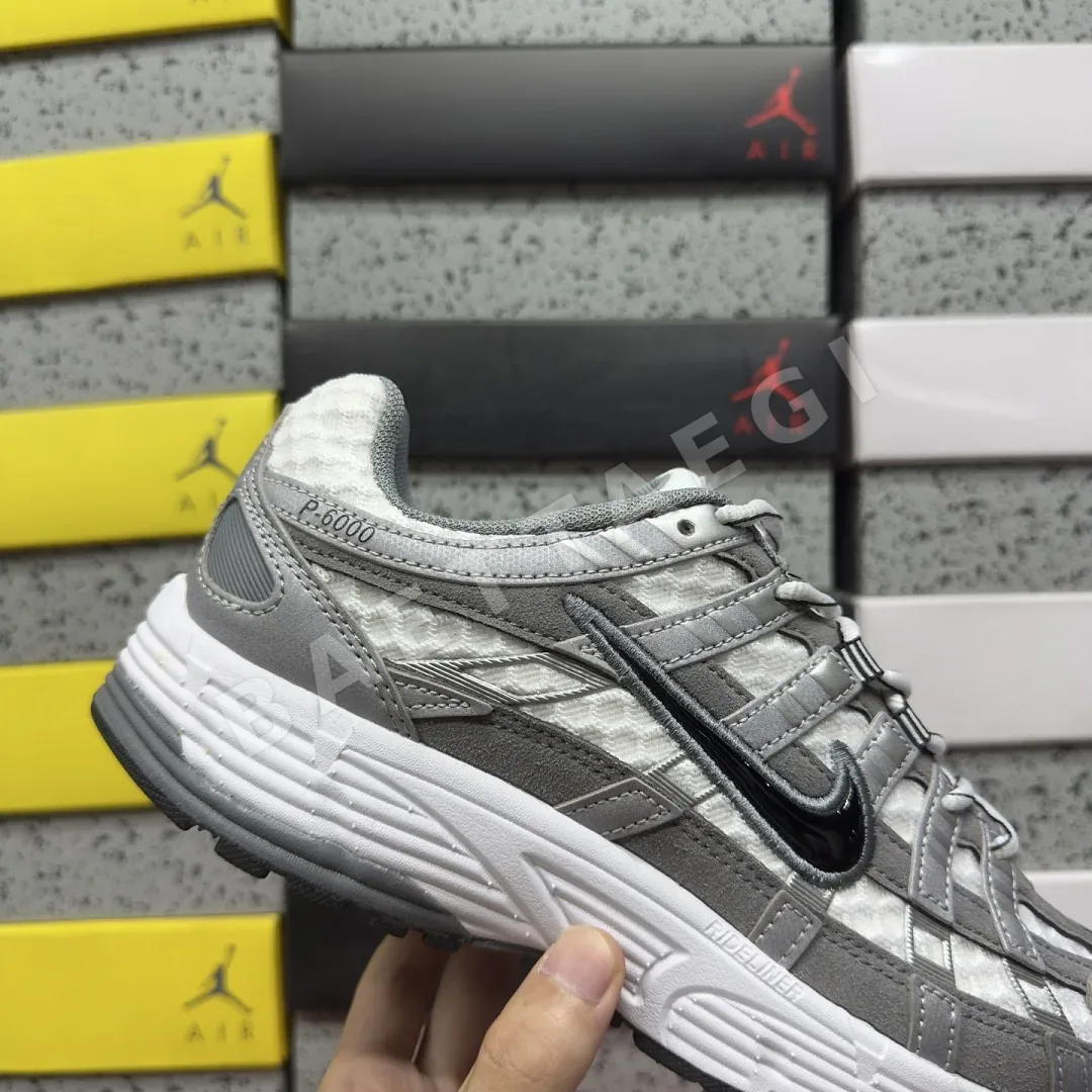 나이키 [PE] P 6000 IR2004-100 201744 Nike P-6000 White Metallic Cool Grey Black 상세 이미지 2