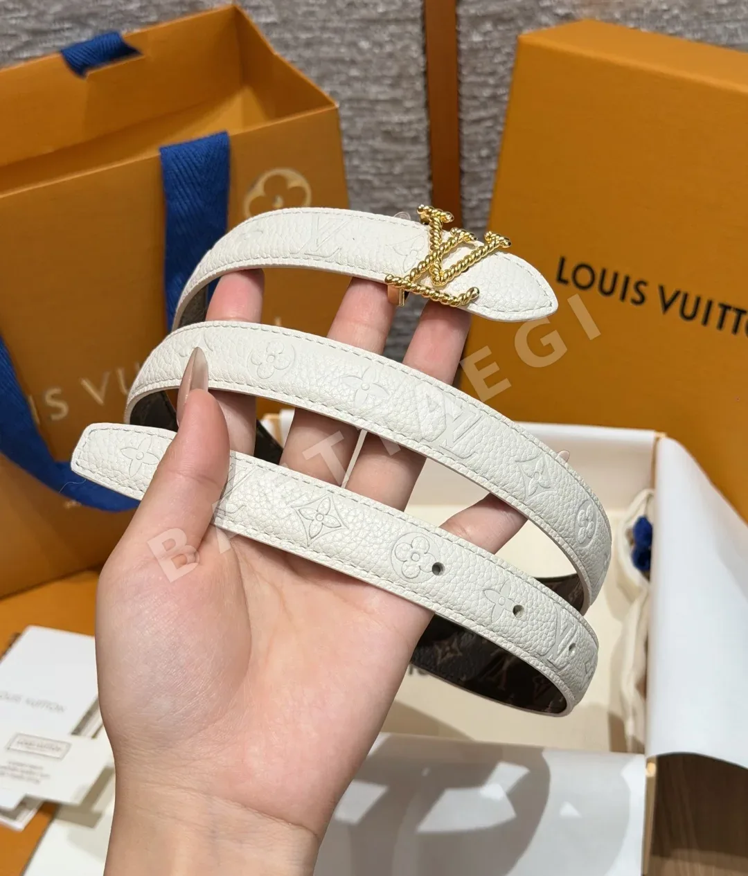 루이비통 코르델리아 20mm 리버시블 벨트 상세 이미지 2