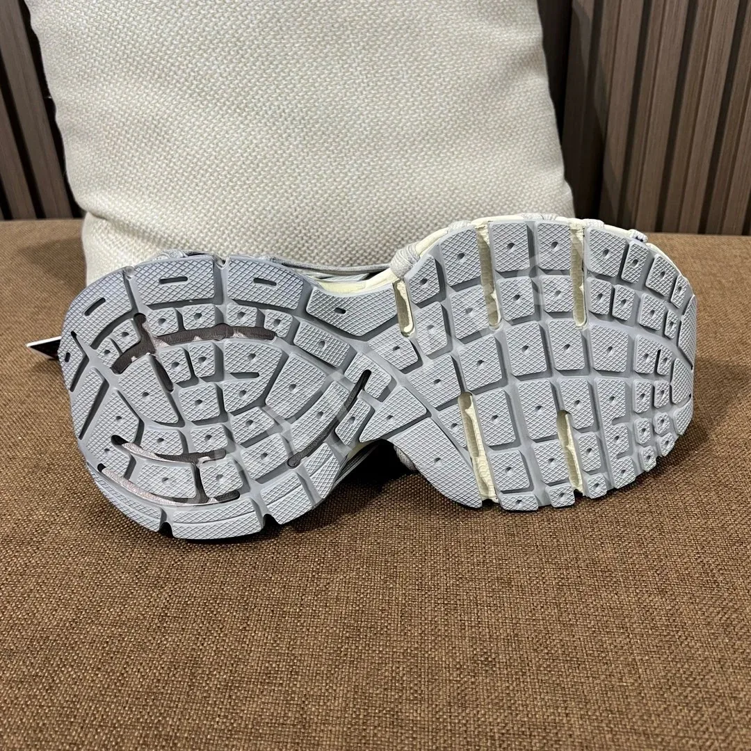 발렌시아가 3XL 스니커즈 메시와 폴리우레탄 상세 이미지 9