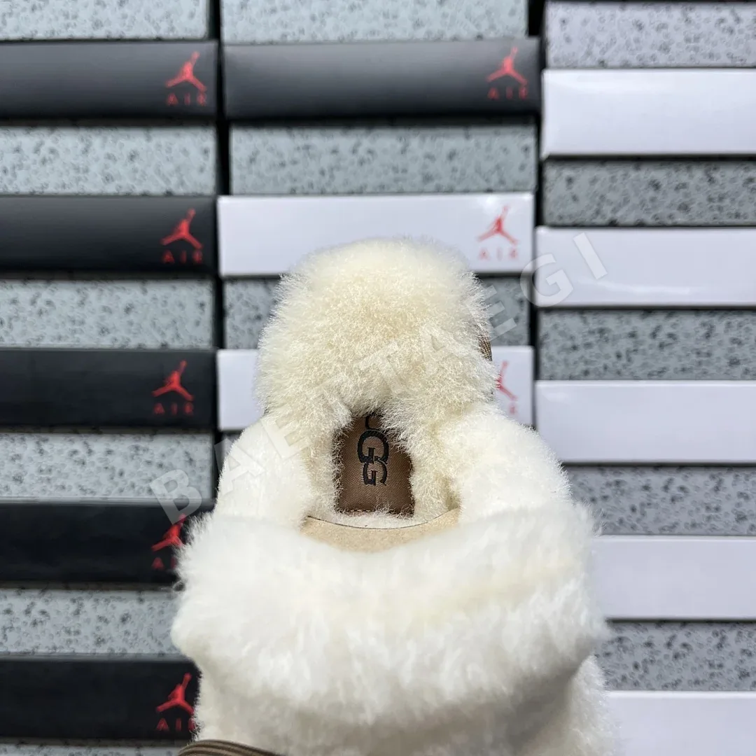 어그 [TOP] CHE 208937 UGG CHE 상세 이미지 4