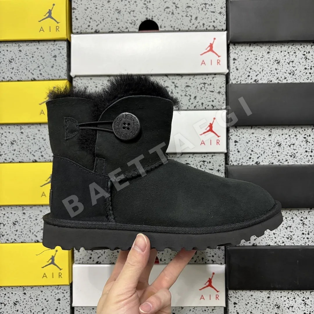 어그 [TOP] 블랙 208869 UGG Classic 3352 -6422 상세 이미지 2