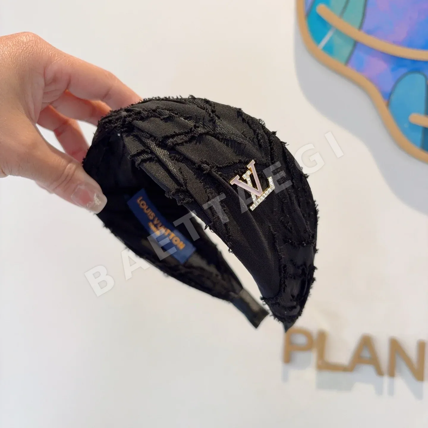 루이비통 센터 노트 헤드밴드 헤어악세사리 상세 이미지 4