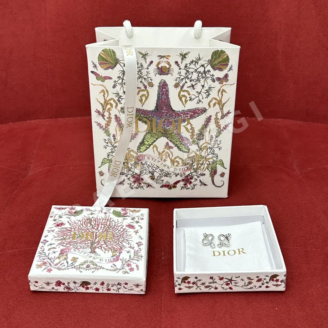 디올 CD 로고 스와로브스키 크리스탈 다이아몬드 귀걸이 상세 이미지 9
