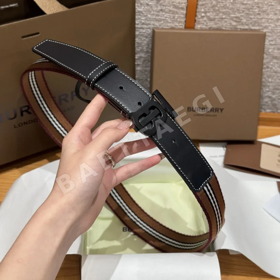 버버리 메시 스트라이프 패턴 가죽 벨트 상세 이미지 5