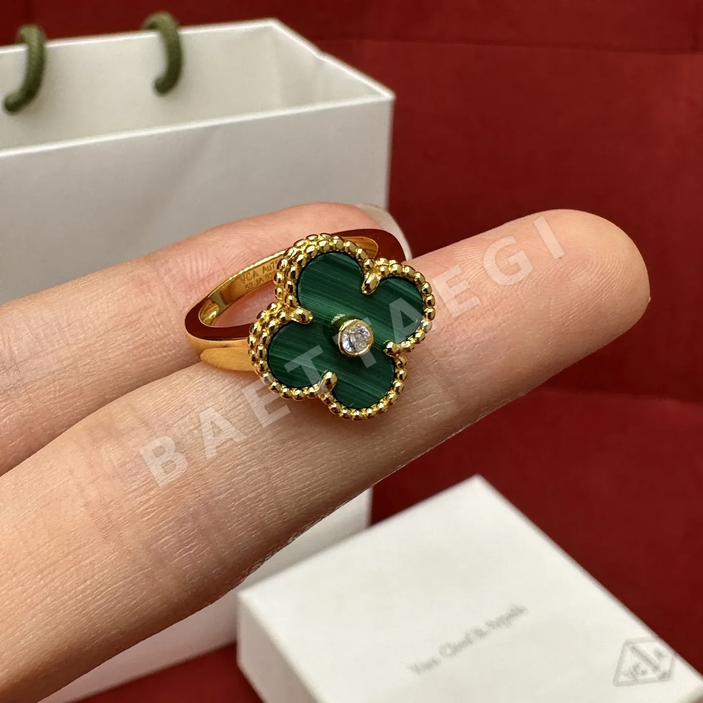 반클리프앤아펠 빈티지 알함브라 네 잎 클로버 18K 골드 도금 반지 상세 이미지 2
