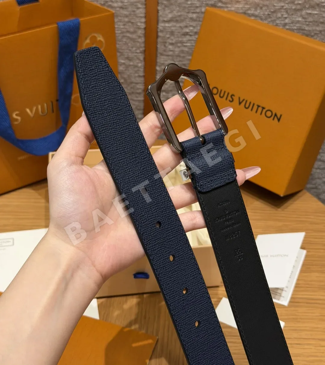 루이비통 프로그 35mm 리버서블 벨트 상세 이미지 5