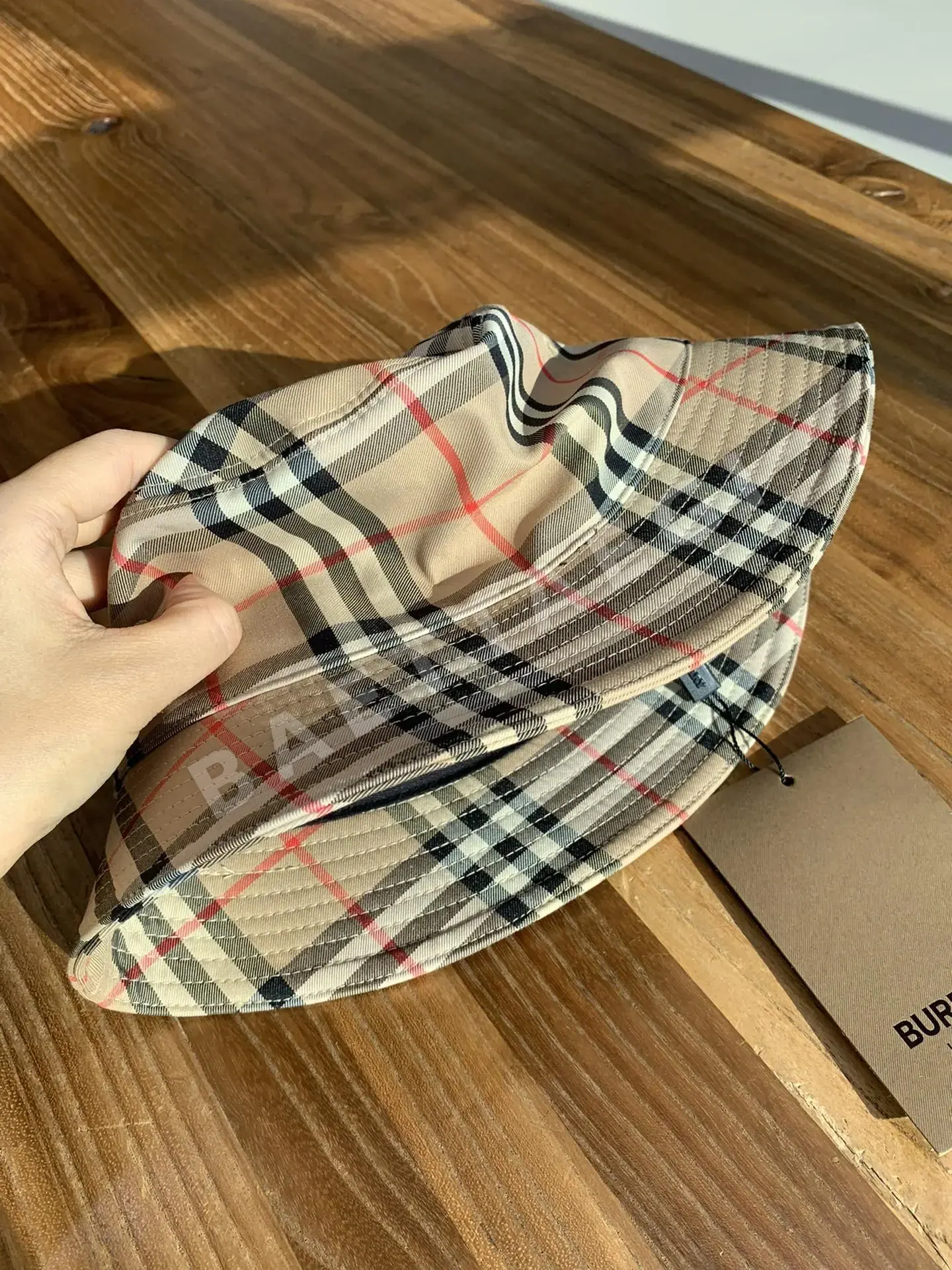 버버리 체크 버킷 햇 모자 상세 이미지 3