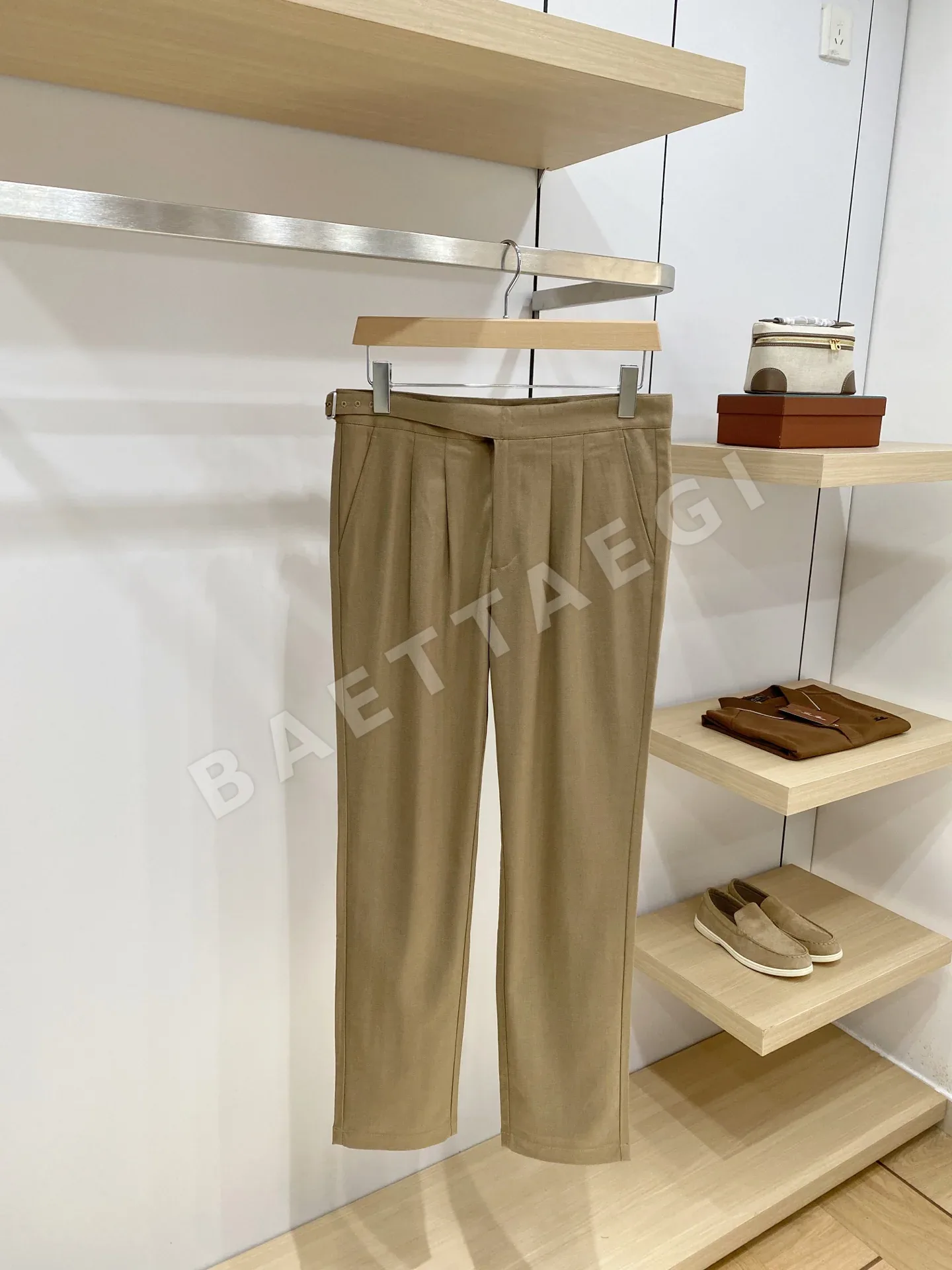 로로피아나 남성 바지 상세 이미지 2