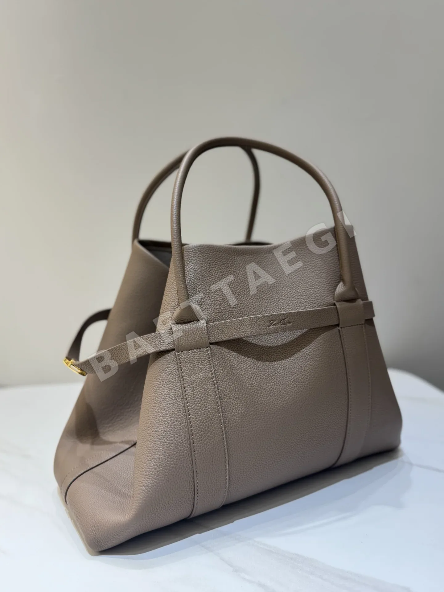 로로피아나 기엘라 라지 쇼퍼 가방 상세 이미지 3