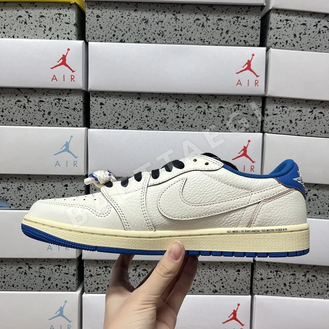 나이키 [PK] DM7866-104 201953 Nike Fragment X Travis Scott Sail Military Blue 10.0 상세 이미지 9