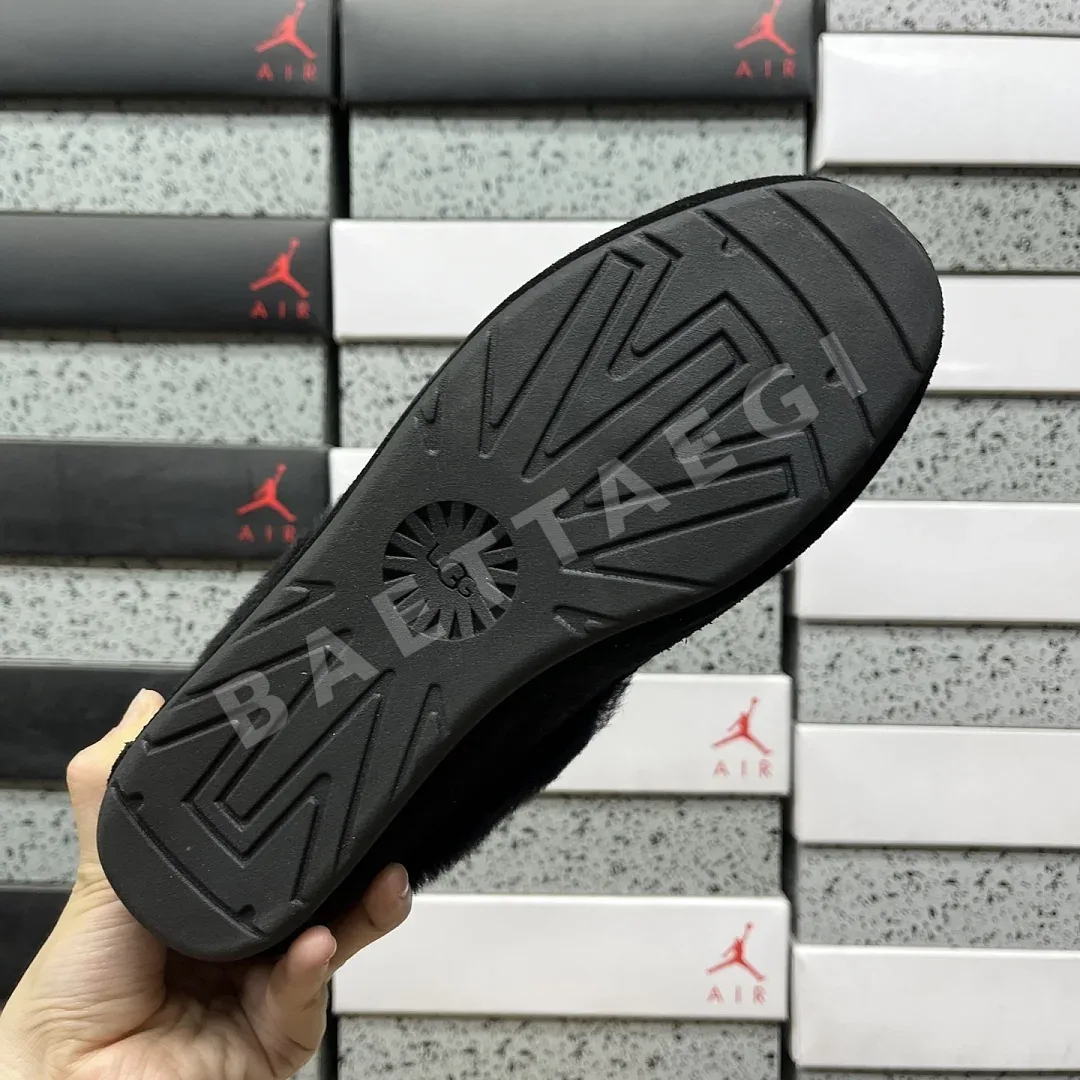 어그 [OT] 블랙 209068 UGG 1171391-BLK 상세 이미지 8