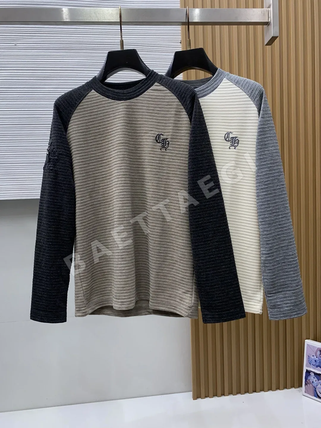 크롬하츠 남성 크루넥 긴팔 티셔츠 상세 이미지 9