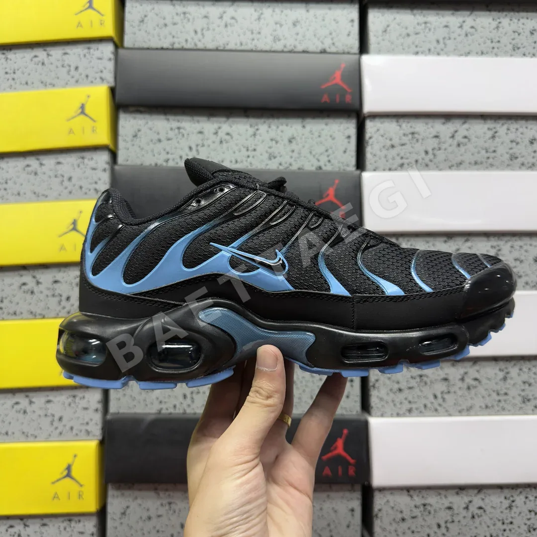 나이키 [BD] 에어 맥스 플러스 DM0032-005 201866 Nike Air Max Plus Black University Blue 상세 이미지 2