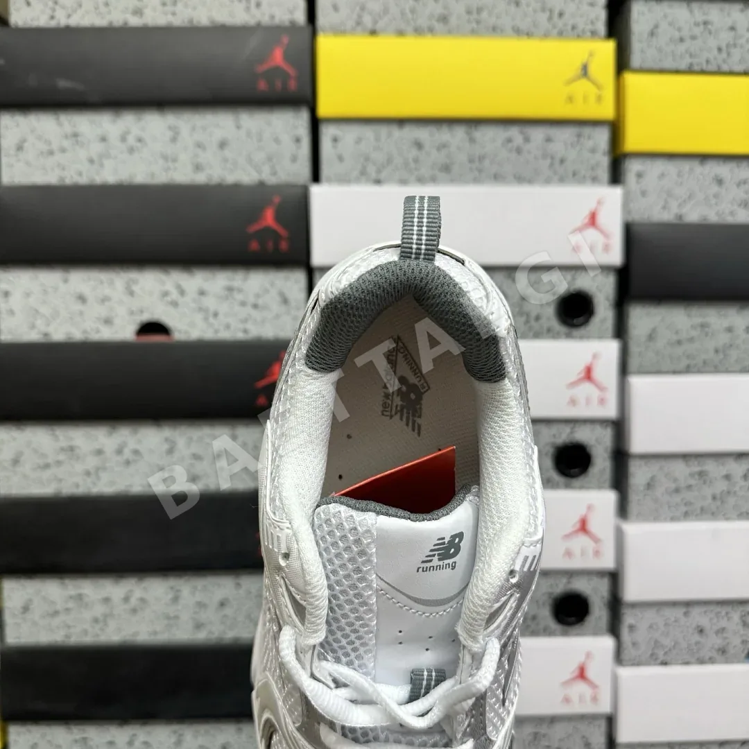 뉴발란스 [WZ] 530 MR530AD 202041 New Balance 530 White Silver Metallic 상세 이미지 9