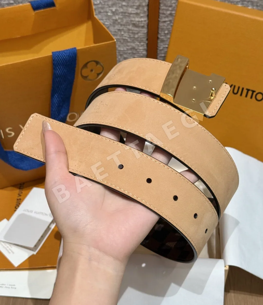 루이비통 이니셜 40mm 리버시블 벨트 상세 이미지 4