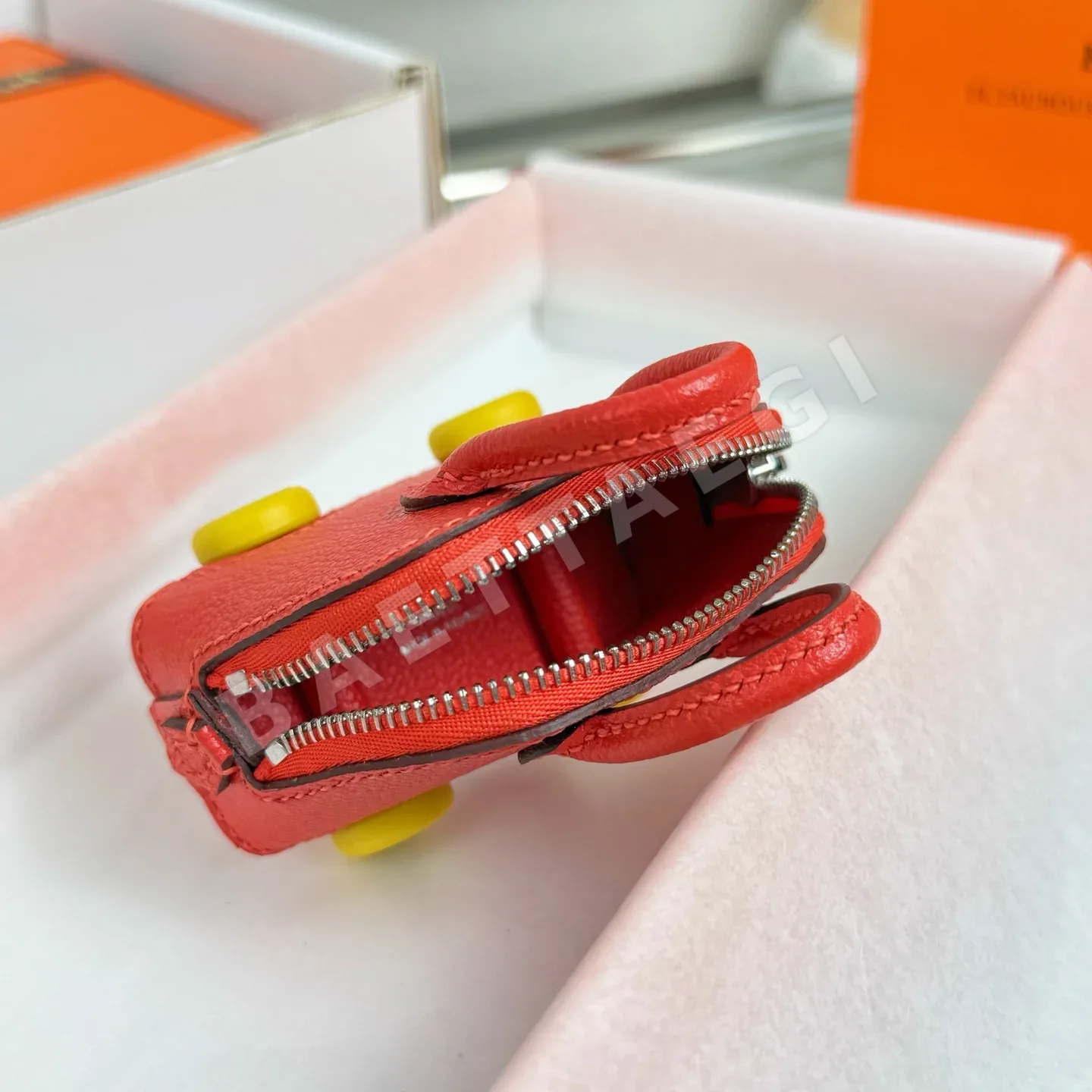 에르메스 소가죽 볼링공 키링 상세 이미지 9