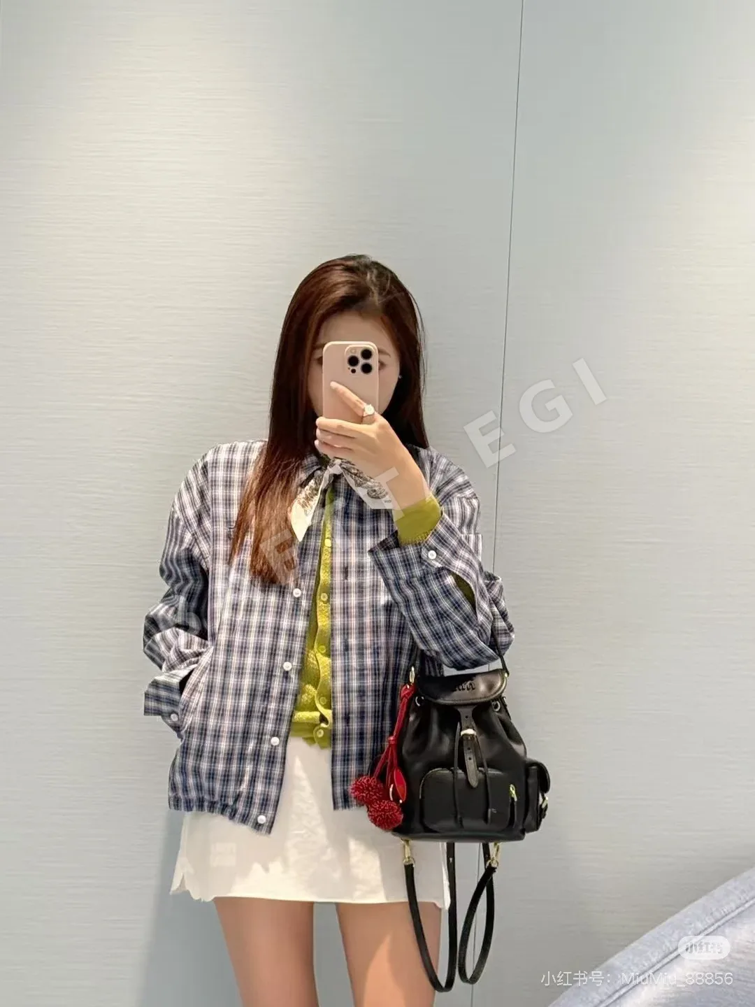미우미우 레터 로고 자수 체크 셔츠 상세 이미지 2