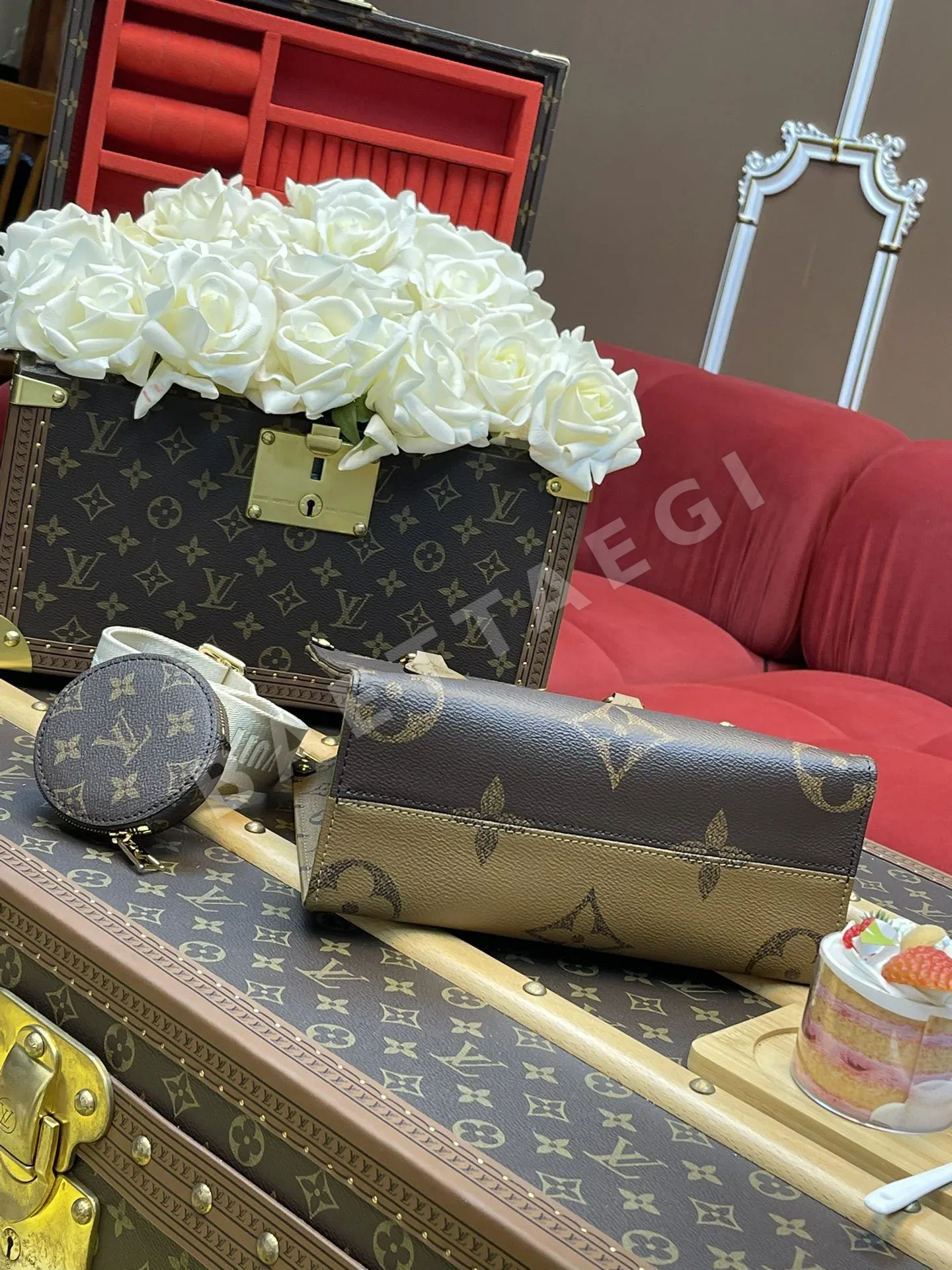 루이비통 온더고 스몰 가방 M46373 상세 이미지 8