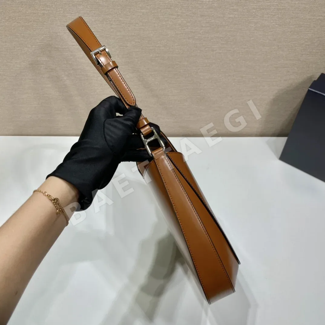 프라다 빈티지 언더암 가방 1BC156 상세 이미지 7