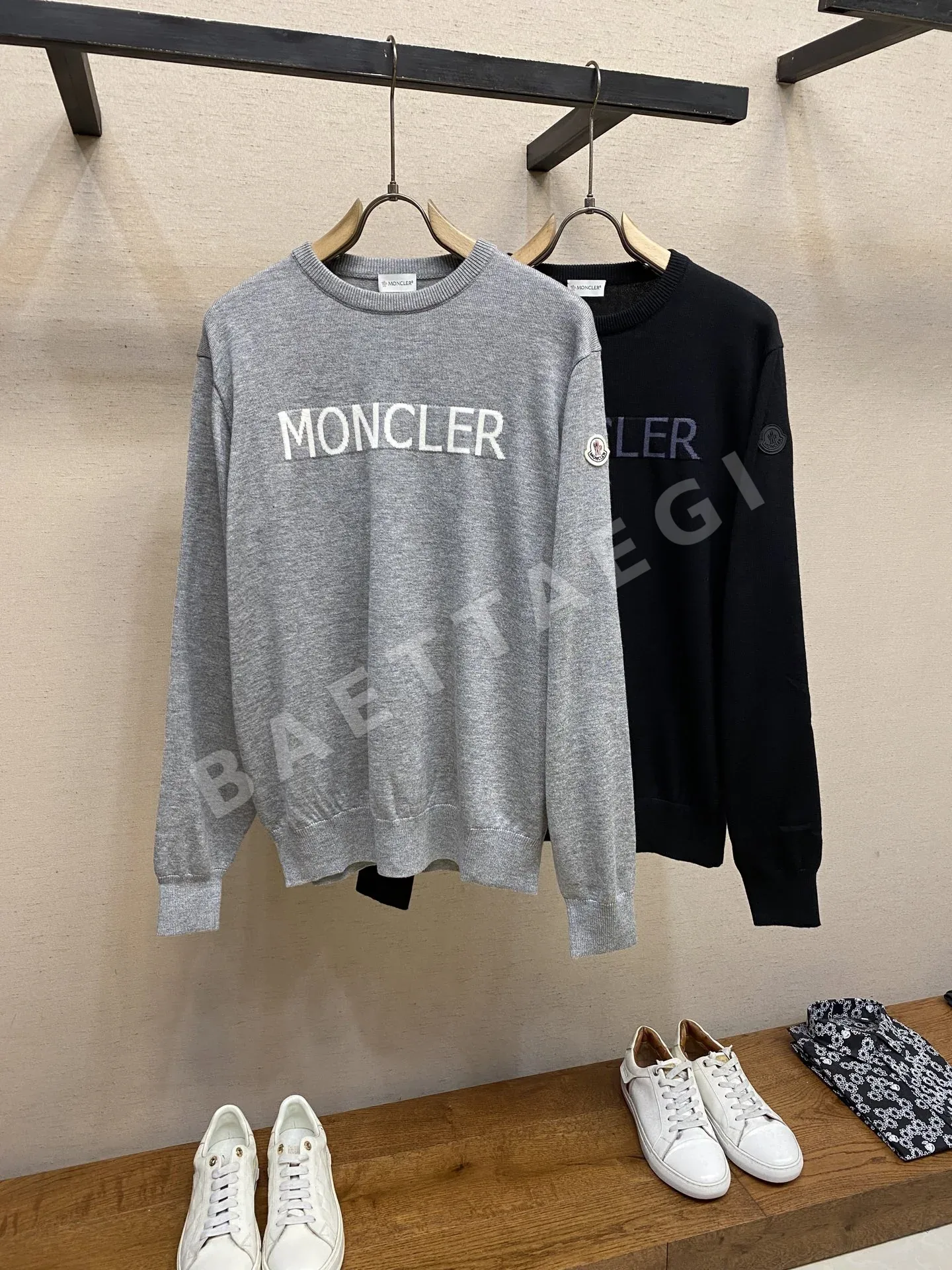 몽클레르 울 혼방 자카드 크루넥 스웨터 긴팔 상세 이미지 3