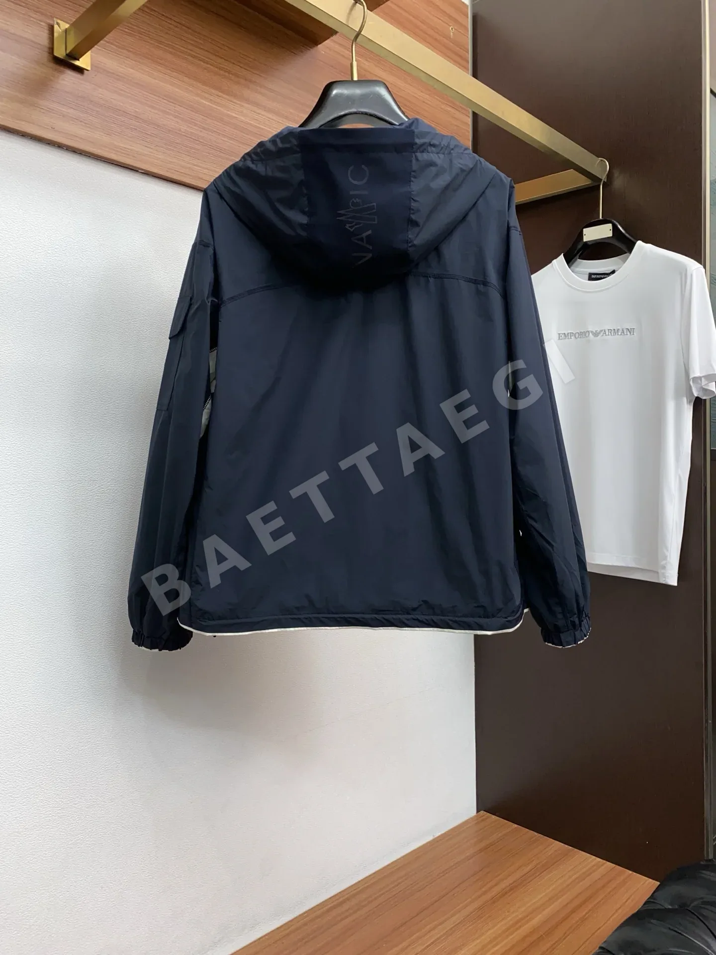 몽클레르 슬림핏 남성 집업 자켓 상세 이미지 11