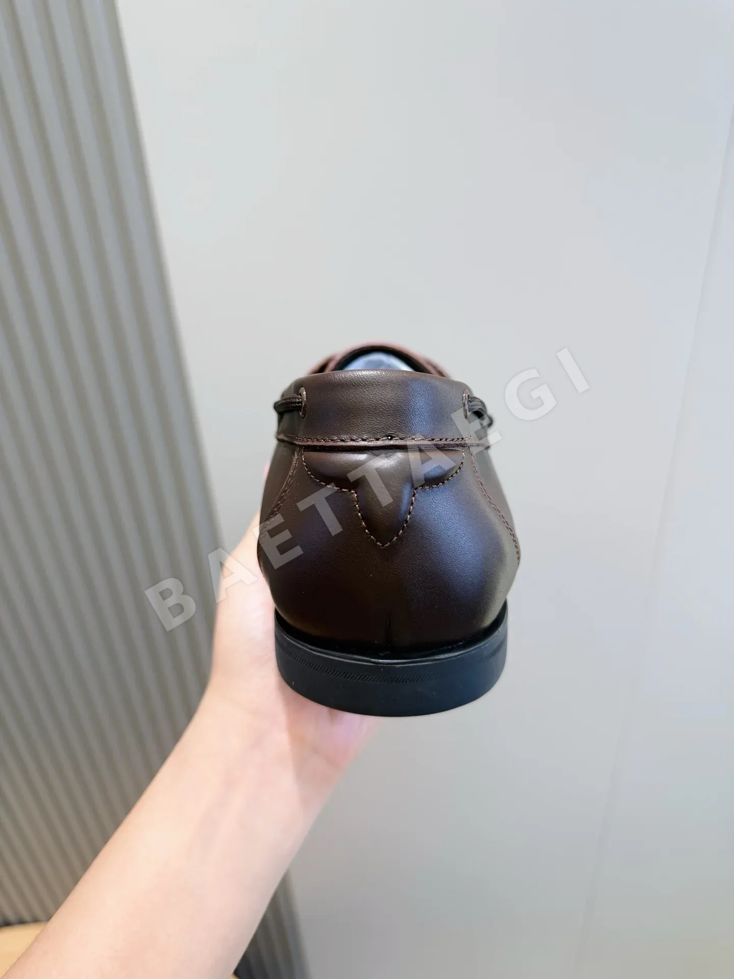 루이비통 로퍼 스웨이드 소가죽 상세 이미지 6