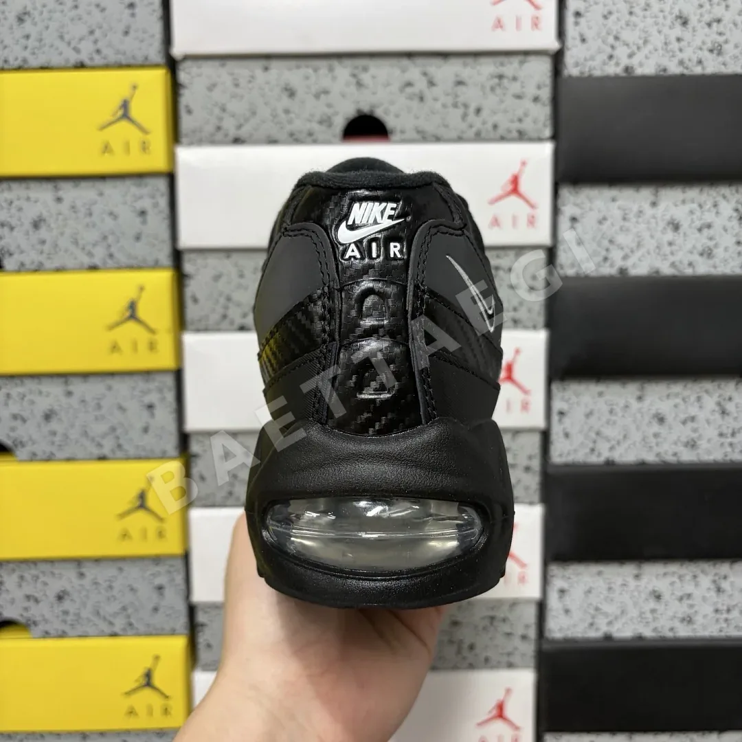 나이키 [GX] 에어 맥스 95 IR1474-010 201774 Nike Air Max 95 Big Bubble Black Carbon 상세 이미지 9