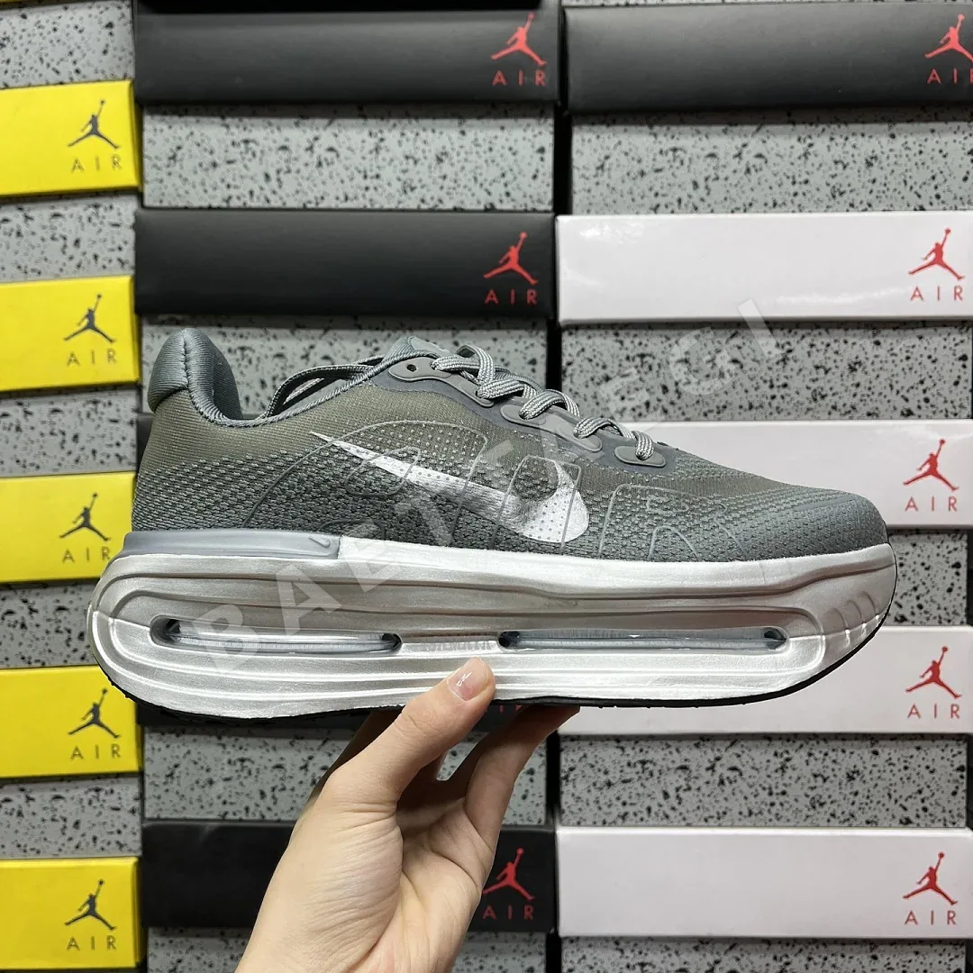 나이키 [CG] 보메로 프리미엄 IR1988-084 201988 Nike Vomero Premium Isamaya Run Forever 상세 이미지 5