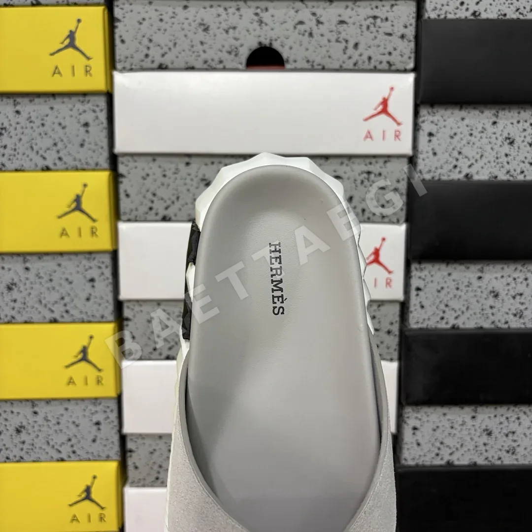 에르메스 [YX] 그레이 화이트 205774 Hermes Chypre Sandal X 상세 이미지 6