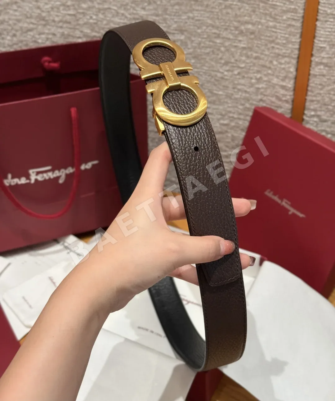 페레가모 간치니 골드 버클 양면 가죽 벨트 상세 이미지 4
