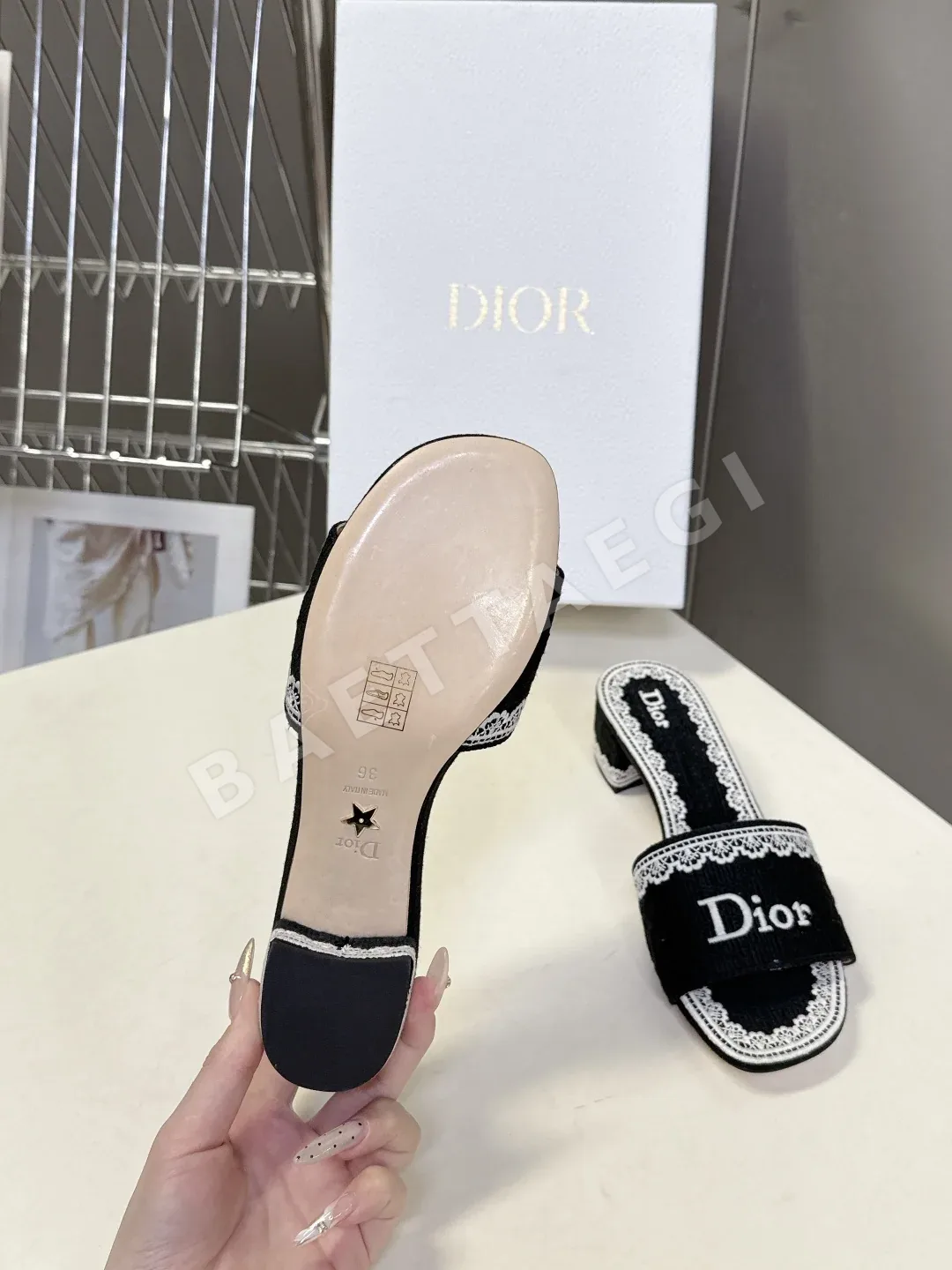 디올 신발 8795 상세 이미지 9