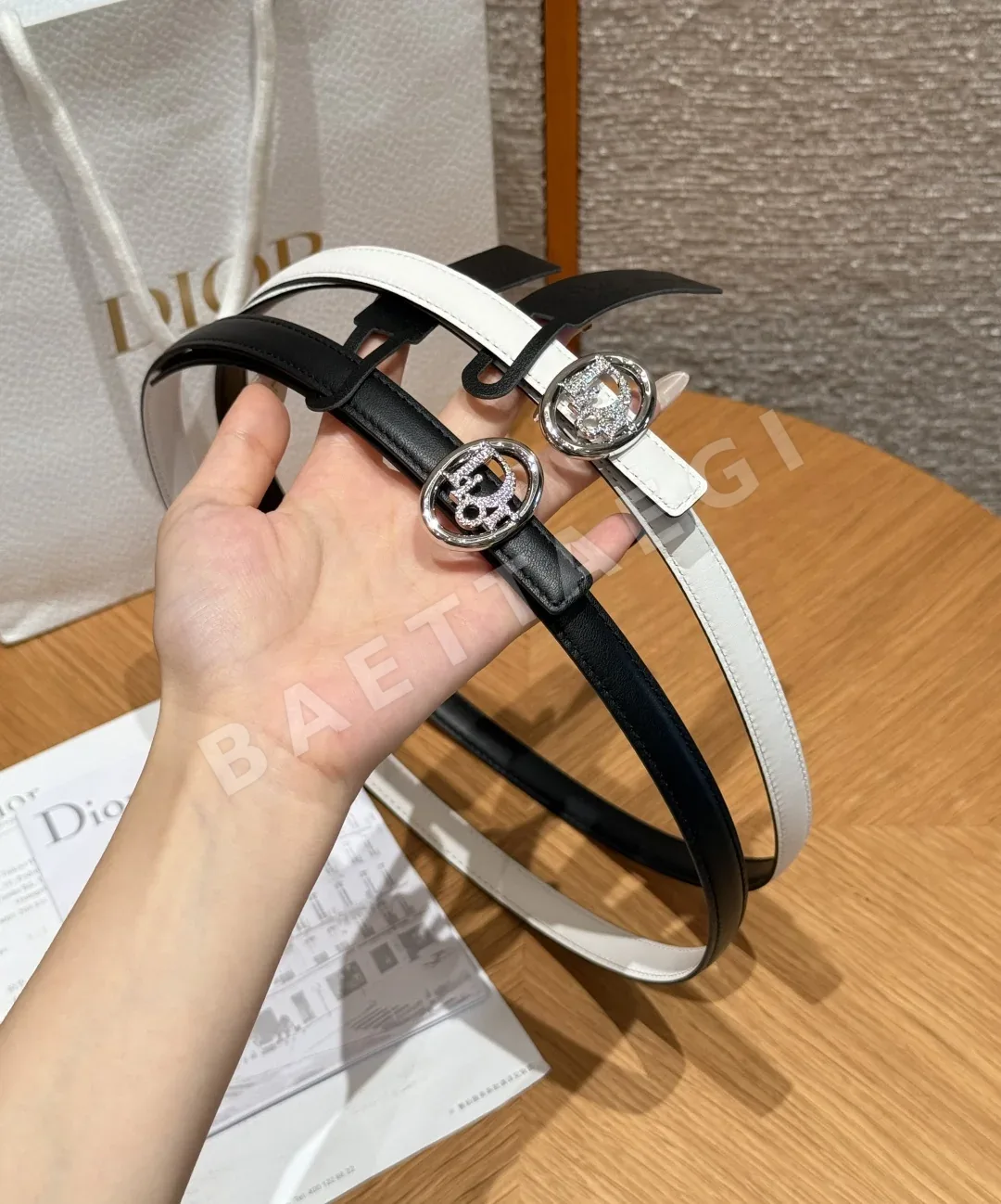 디올 오블리크 T 버클 양면 소가죽 벨트 상세 이미지 4