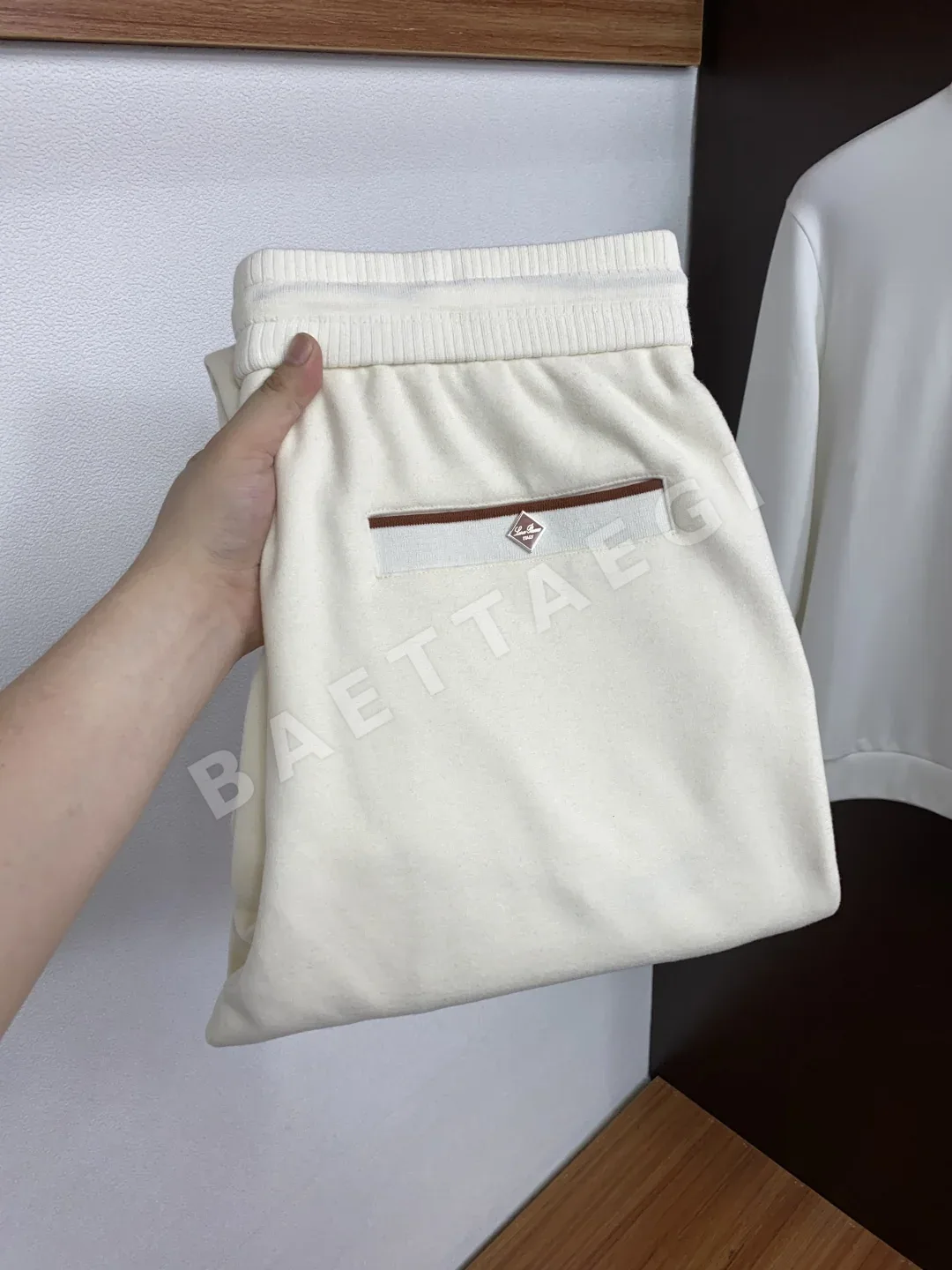 로로피아나 캐시미어 울 혼방 스트레이트 바지 203827